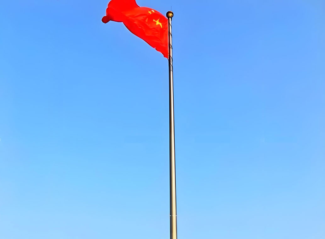 টাইটানিয়াম ফ্ল্যাগপোল